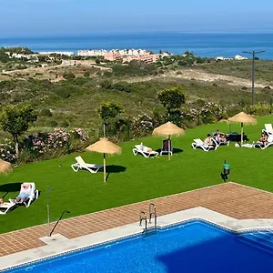 https://small-oasis-nelson-mandela-apartment-with-sea-view-two.1costadelsol.com
